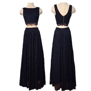 City Triangles Whimsygoth Homecoming Two Piece Lace Dress Size 5 Dark Navy
